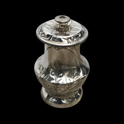 Gallia Moulin à poivre métal argenté Art Nouveau