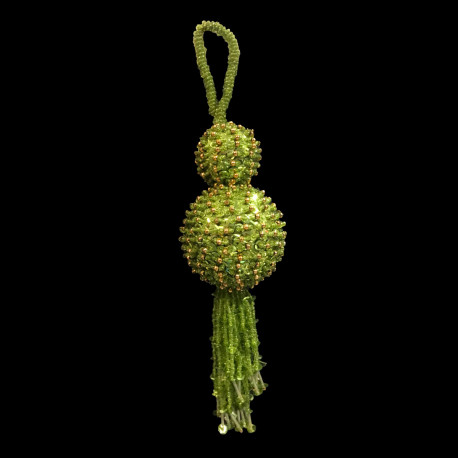 Pompon vert perlé 25 cm